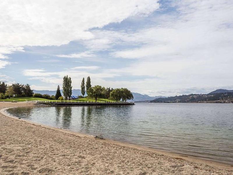 A82574A3A00A5B66AD10C2E7D50FFB9E