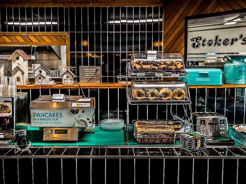 DB5689B5317D7616A5ED21D794C0D638