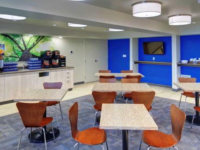 4596FB07FBC3272D72173D6C6A527325