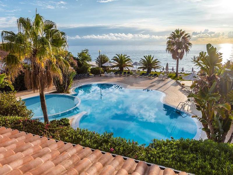 15791D2AA6DC09A9F81B7DF0CBF0FDFB