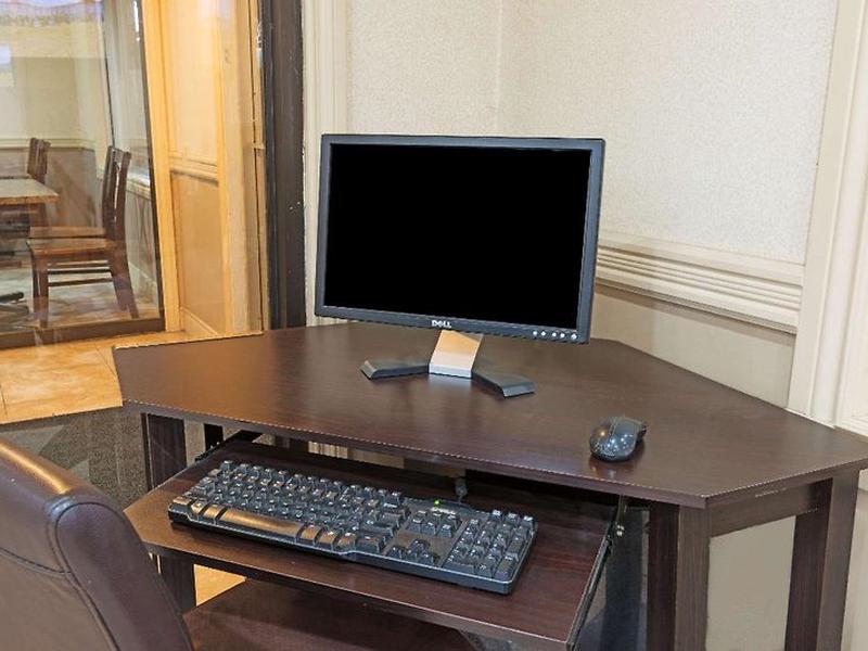 ECE4583B9A2C346565B3889946D54303