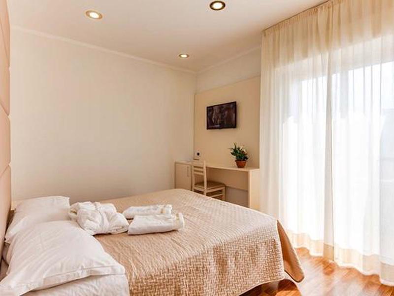 87448CC3739B8D262B7A72828DA3D035