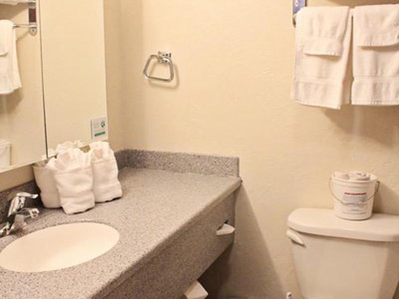 A599EF92D2BF0C8963C18FC0A715A11C