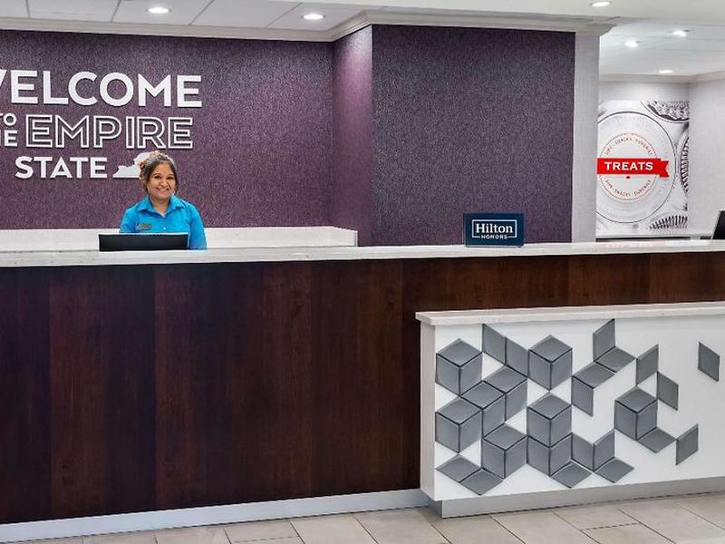 E6AE348D03A3AEA0C000A13F62134B64