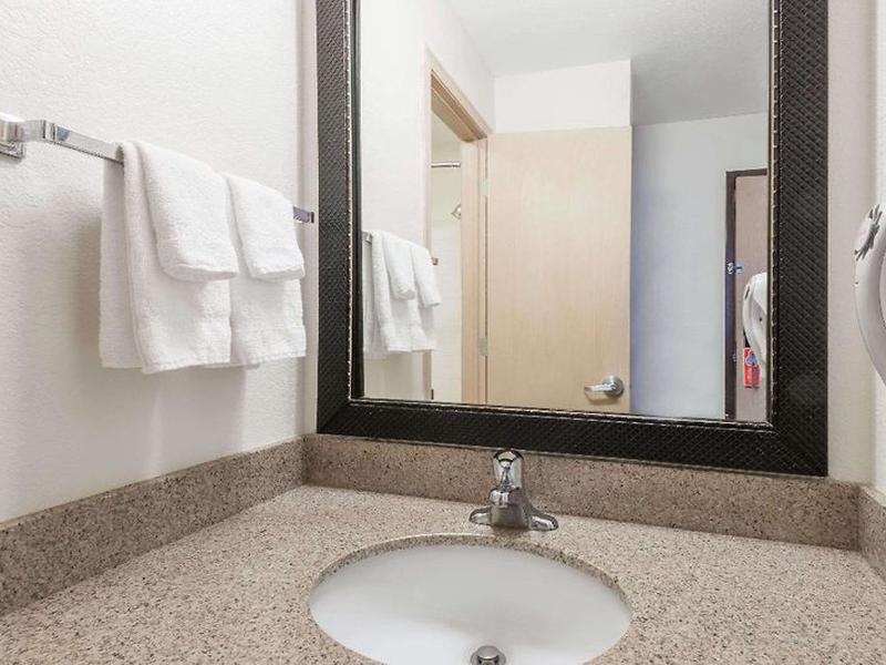 B15FBF31FD27DF5CB858BD2544753438