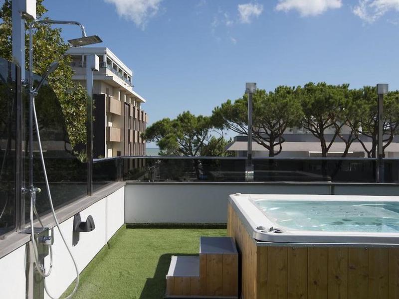 5A521F4A2DA515342035AAACC1466B73