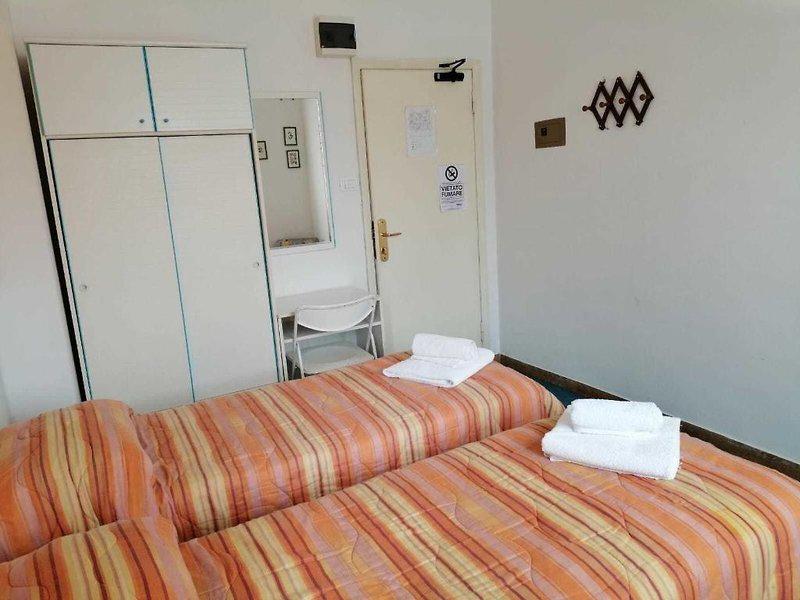 A6C2446EA3D9293C925BA31C100B6647