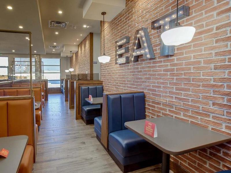 4592C7182EB4F4C603E4841B351010D4