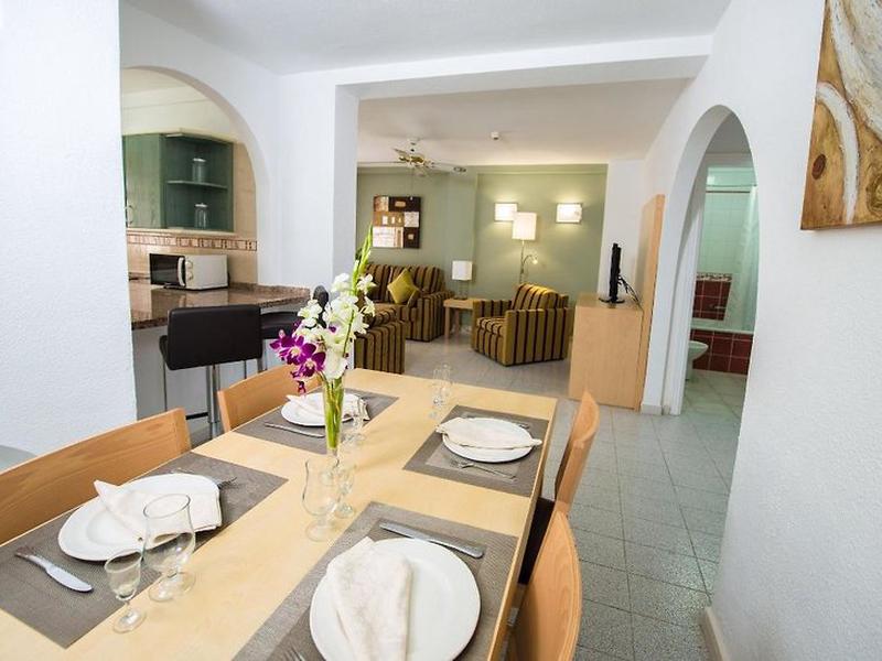 6A803B5A262671AE0C0BA8F918BEE1E0