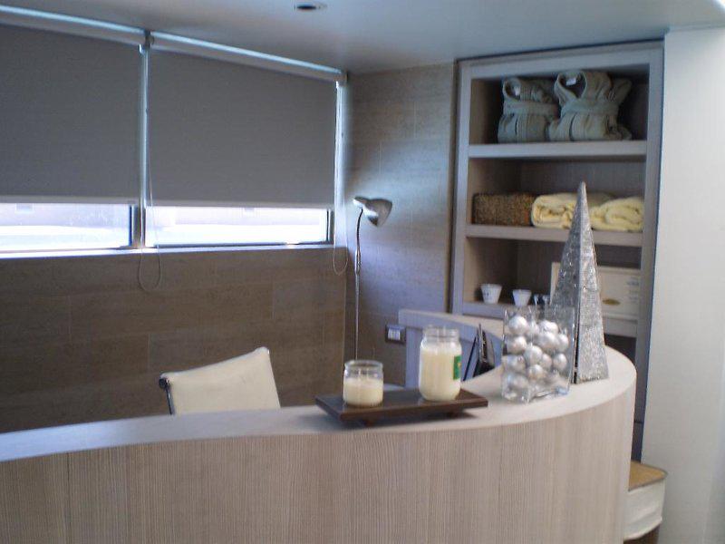 EE07A20BF01A380364E8D919B1477F0D