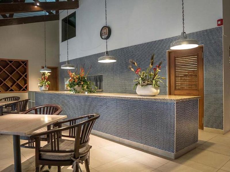 3A94A25FE47DEDE84F86E6D5E8C875F9