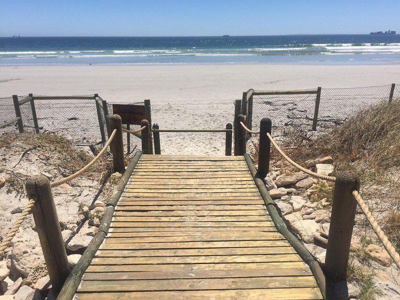 69AFEB481E05A55BB41A628AFA5EB7BC