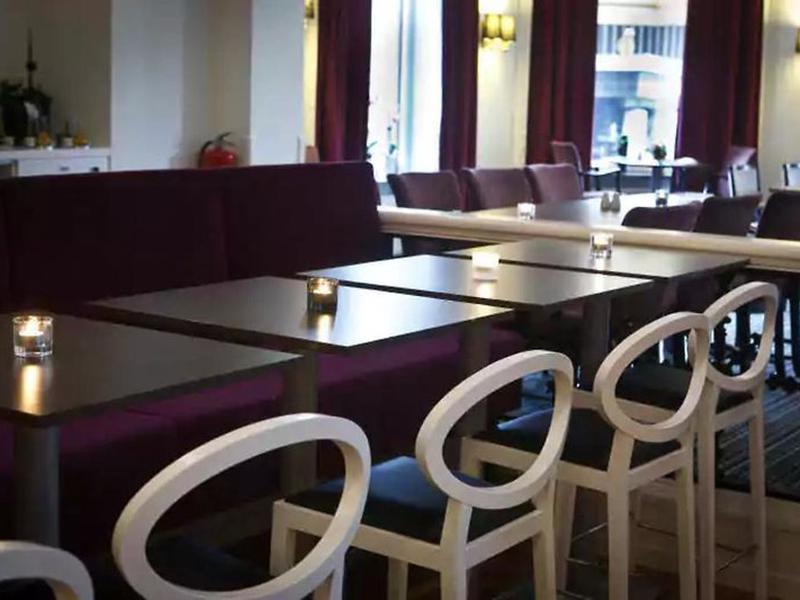 C24CD8FE831E00EE4FADCD38064C2C94