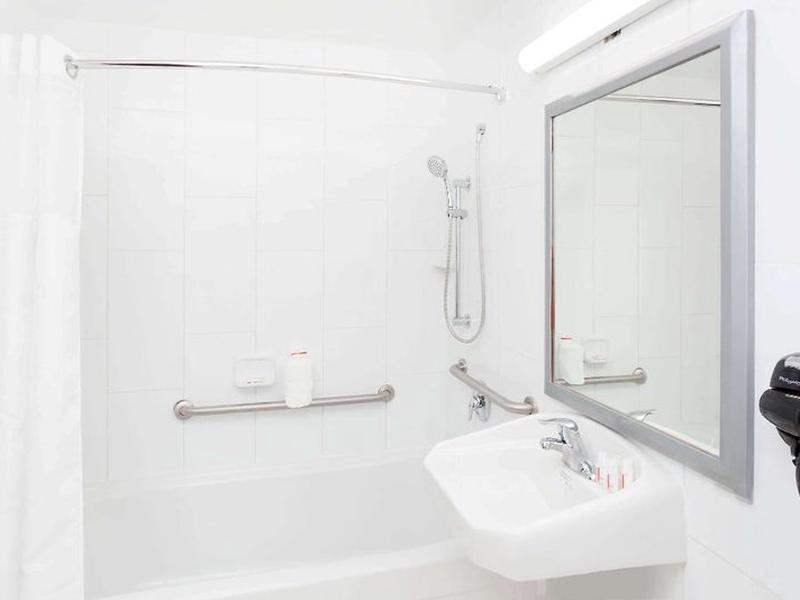 4C309C458C0F5F74E9F544D0E660397C