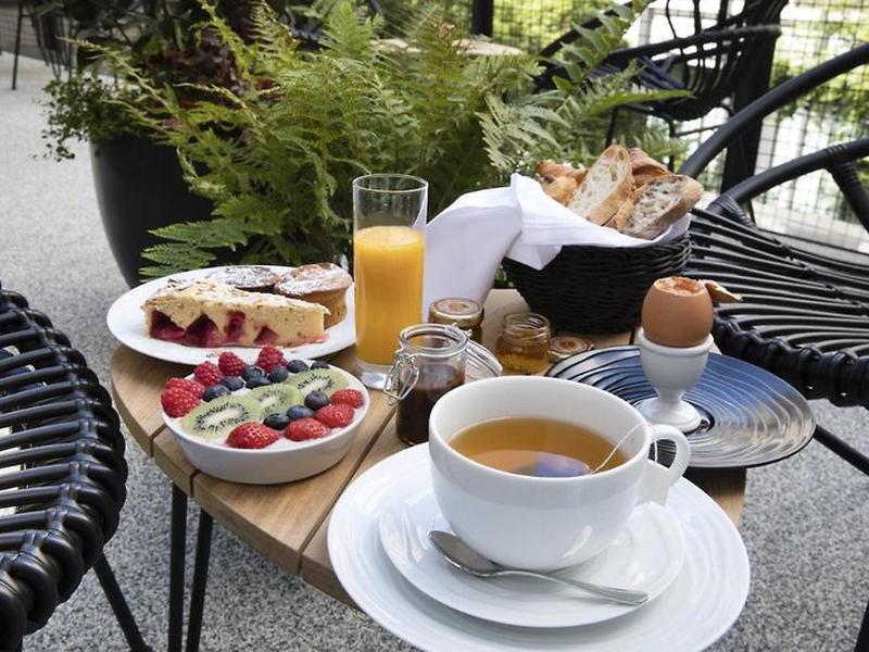 CE9C66B10209E215E616F9FE56688C06