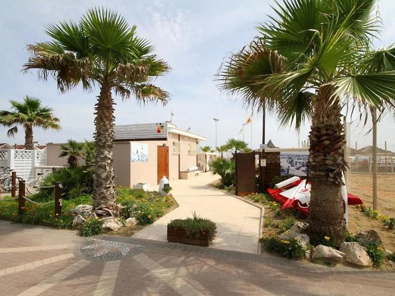 8AE8677EB8435F6ED2F43BDB0ACC197E