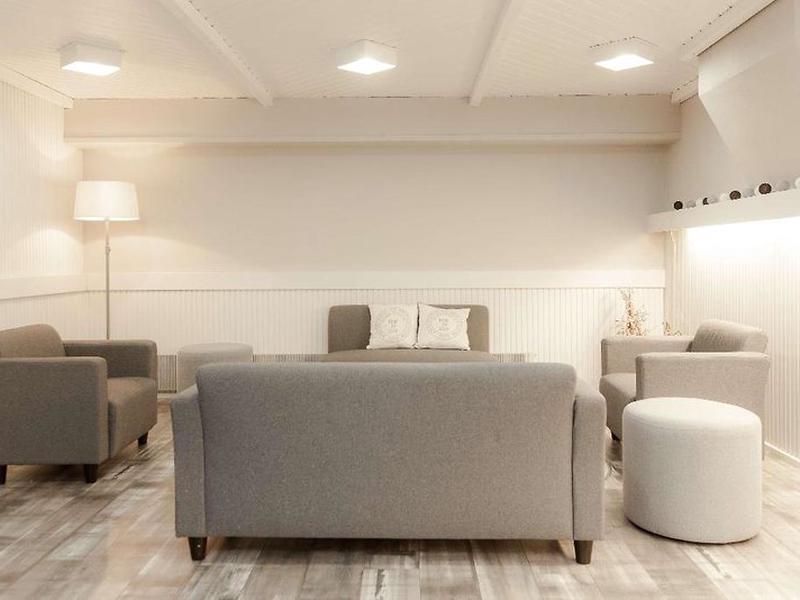 88944EBC0C93364DE4EA80F74591732F