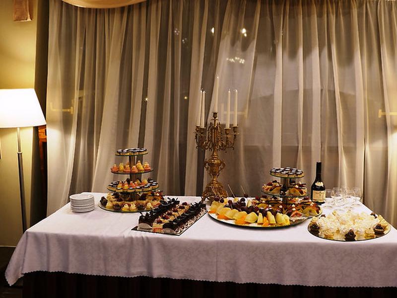 DB3110E887D3B222DB1850E2353C9A8B