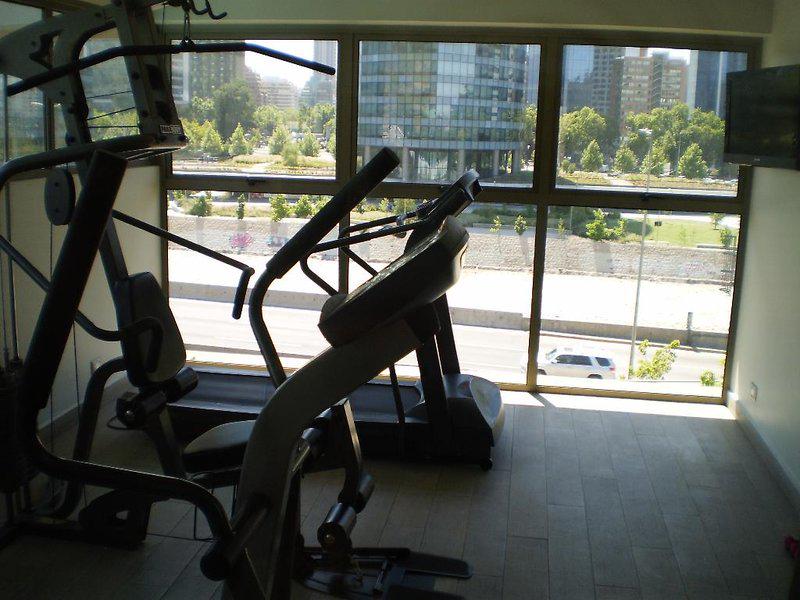 821315CC3F7104668351C570C040E619