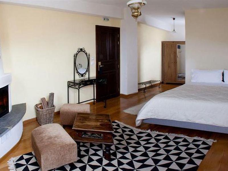 252C28ED18B114376752572E9E03D80A