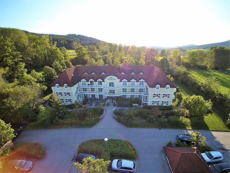 7FA3D801DFABC53398D042EF3EFF52B1