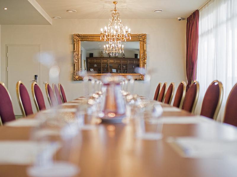 C7306A416B957D64D18E58E3CCF2A909