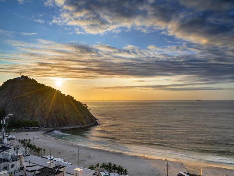 401600004DF7095A2AD95B9CD1D0FE4F