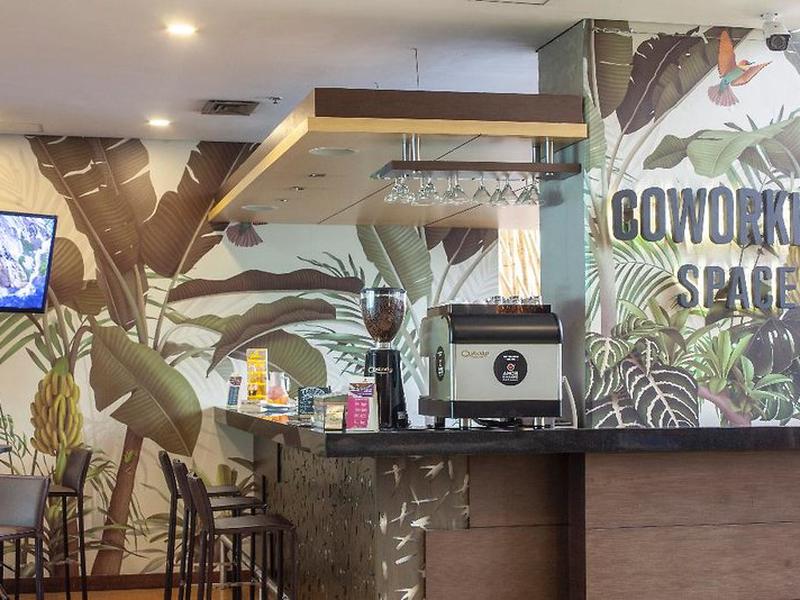 7352F4A86EDC8F4A9802BBDA1A7EDFD8