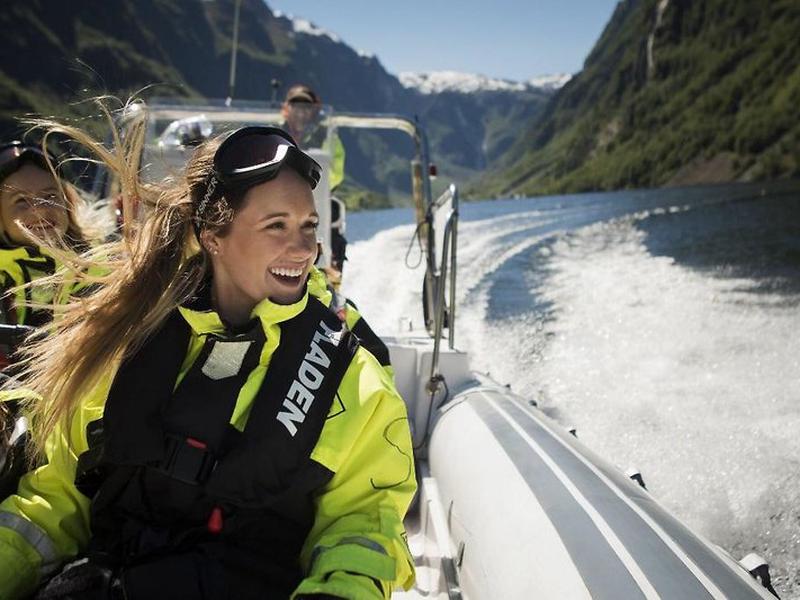 6334AE01C4260060B0E589FBA0AC0529