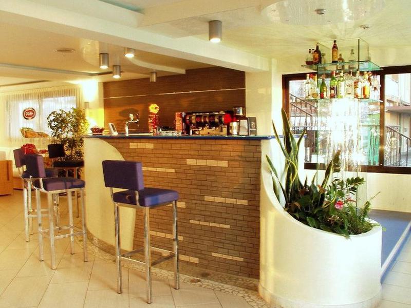 F3500C17AFF1E2DB1126A27DA51668EE