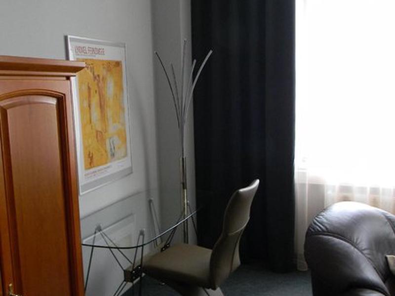 2F107DBD6C9237655F0758A2808FE805