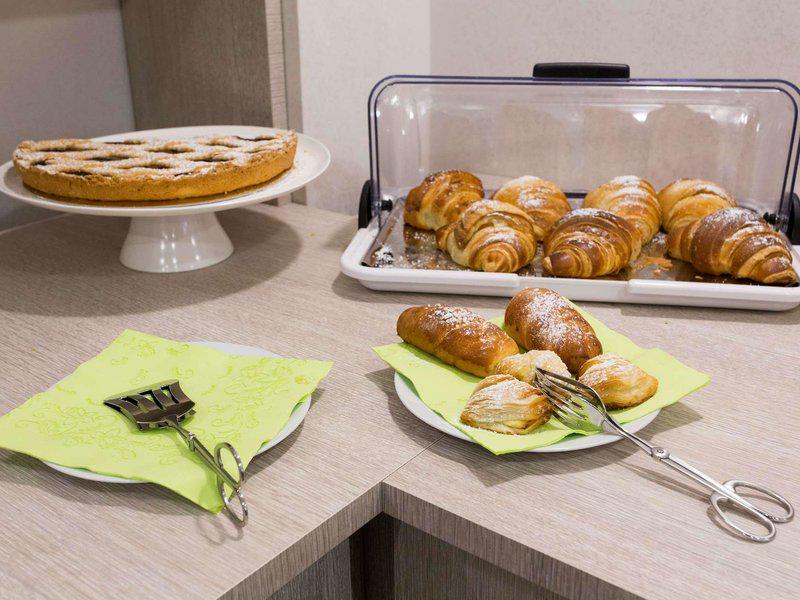 455C449EBD90F9A5813B17229DAD947C