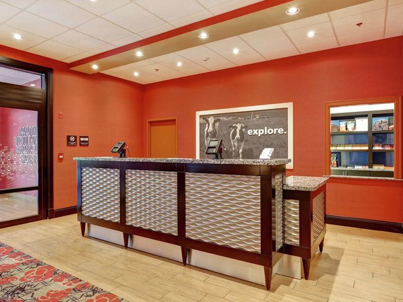 F158AEE36F675DCB010399816EFDB00A