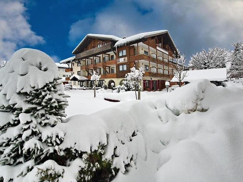 F9A0394E942D671BEAF6F205100B6907