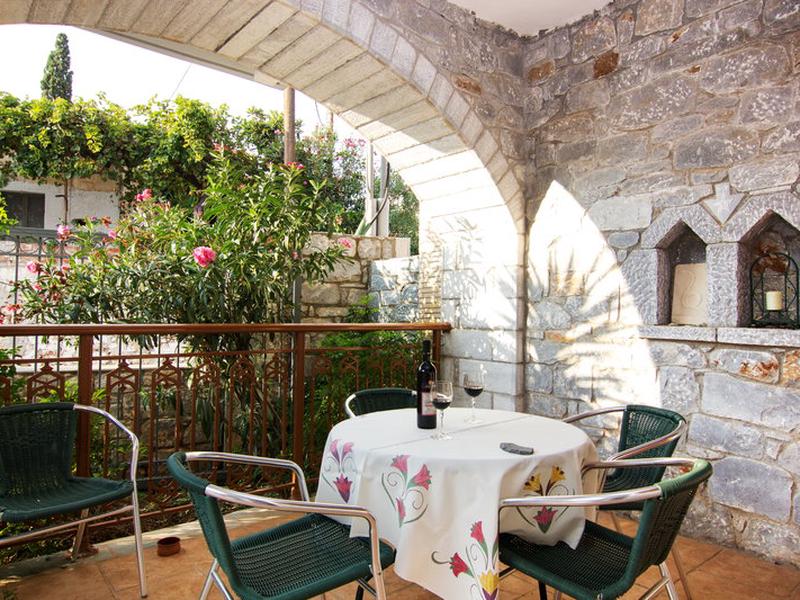 0B133A71CD7F8A2D143874AAE4F64BED