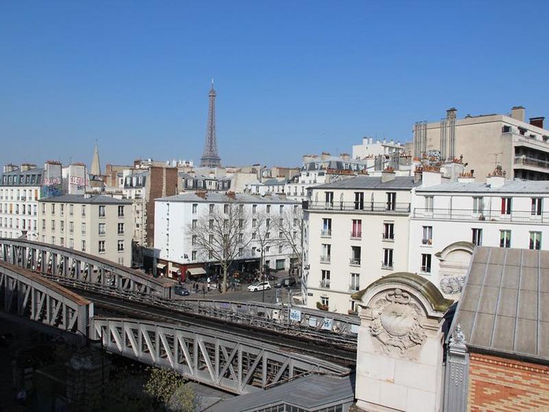 D13E2FD7CFE759A3085E88CBB5A18111