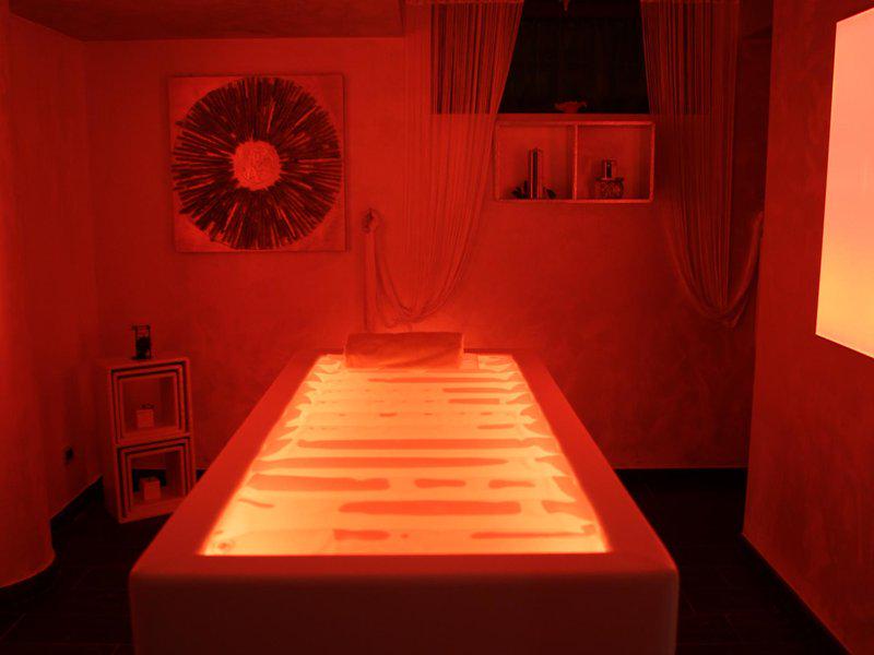 0C6EA89579731055E7F7070AA657FB47