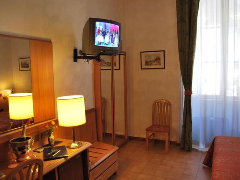 8C175BEA72E5F0B1C477D963E703108E