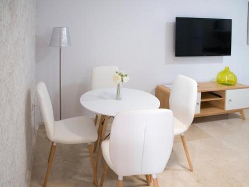 E9014708FA5384F4B809D39BC785A77B