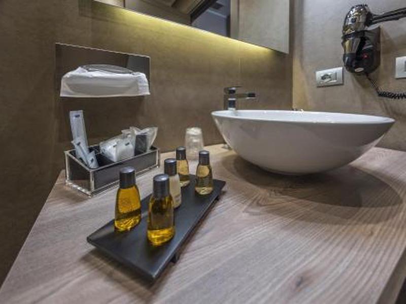 3B7664FF1F35D135125EB824FCA2F7E1