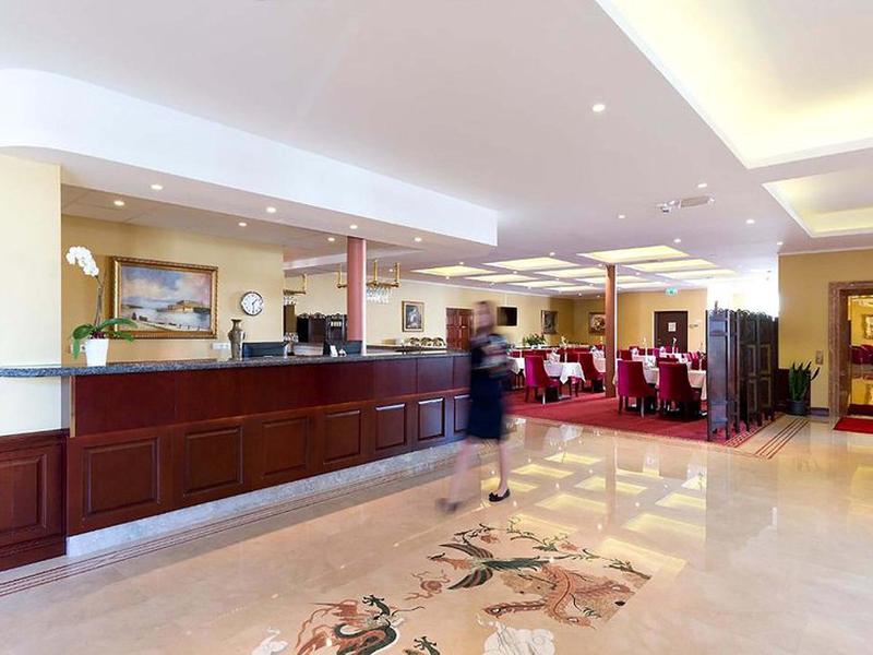 A6CF085FE624F63275F9FA382E5EB5A7