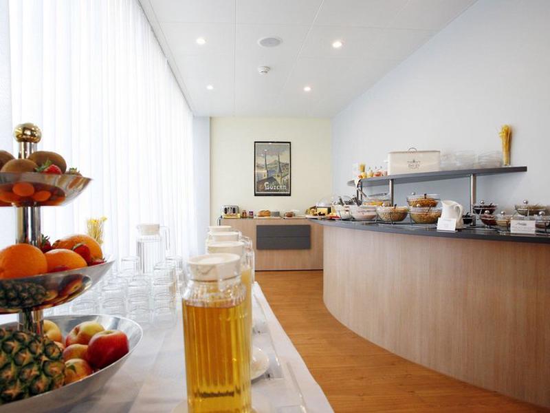 F9A3762B1370E28E12A5CF3234FA2E00