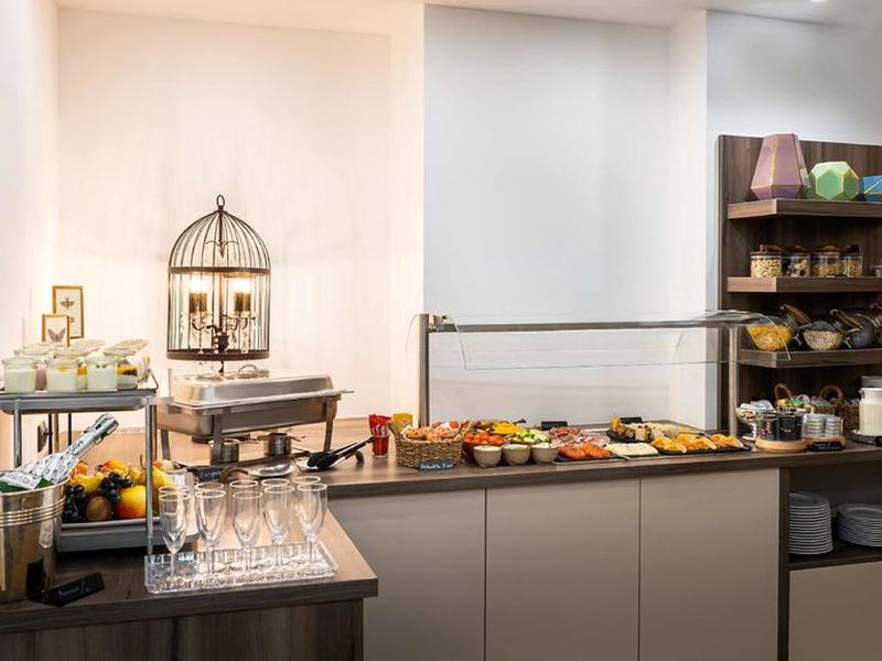 DE18BA5B9A99554D2B1229044624C4B8