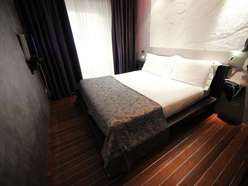 7709ADB86CCD13EC445823D3717A9584