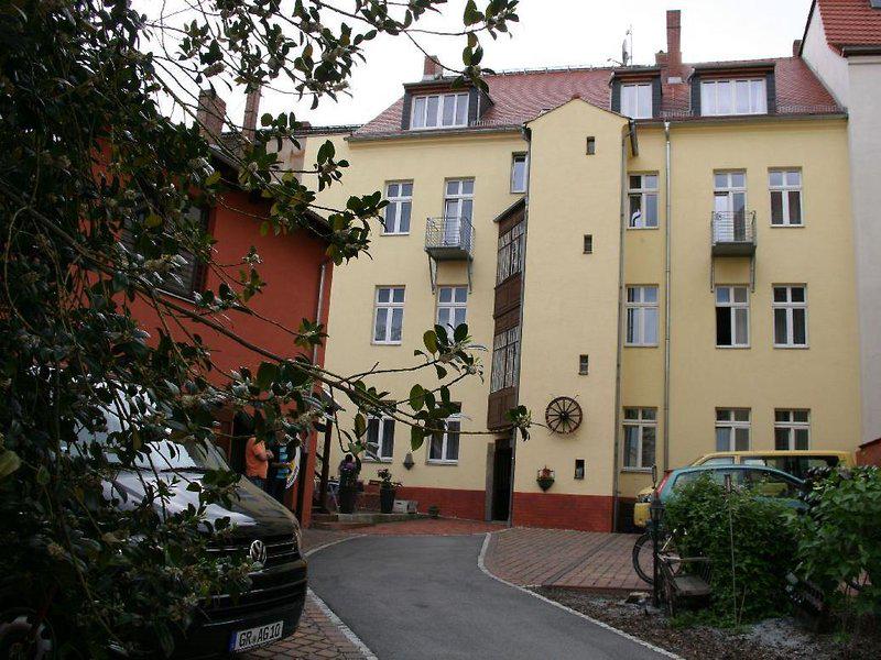 2612E855FEC8EA87D625770C9A069A8E