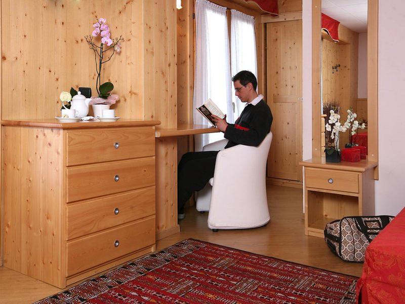 961DB8C8E88265525CF0B17B7A056FBC