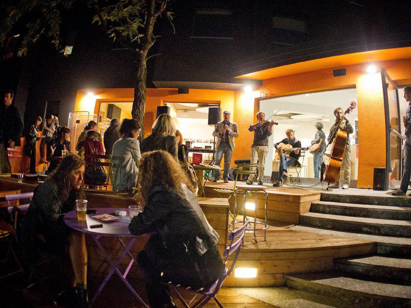 52F0105B69A8809AA7446926957280F1