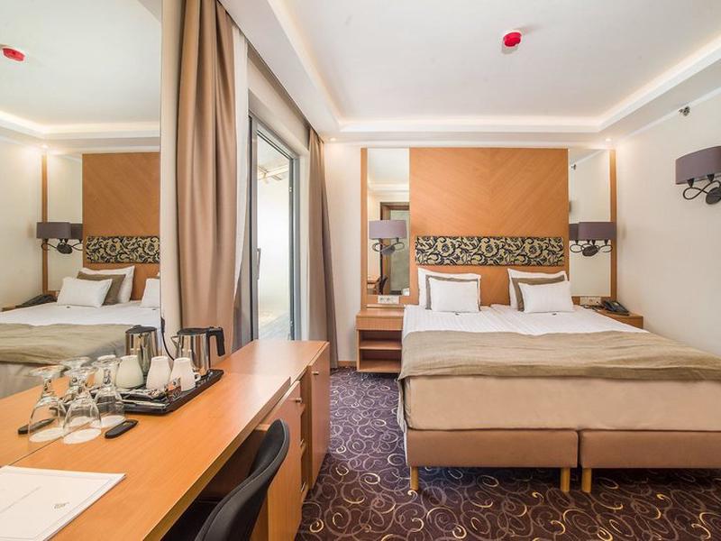 2680AFBAA8C8D135B2DC97C42B783A34