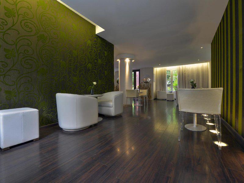 7D8FB3C57EC699B401AEF2652A293FD9