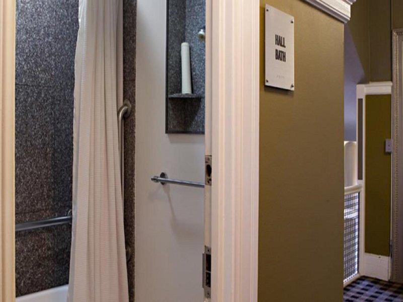 48EB6F030BEB8E629A9777008433F285